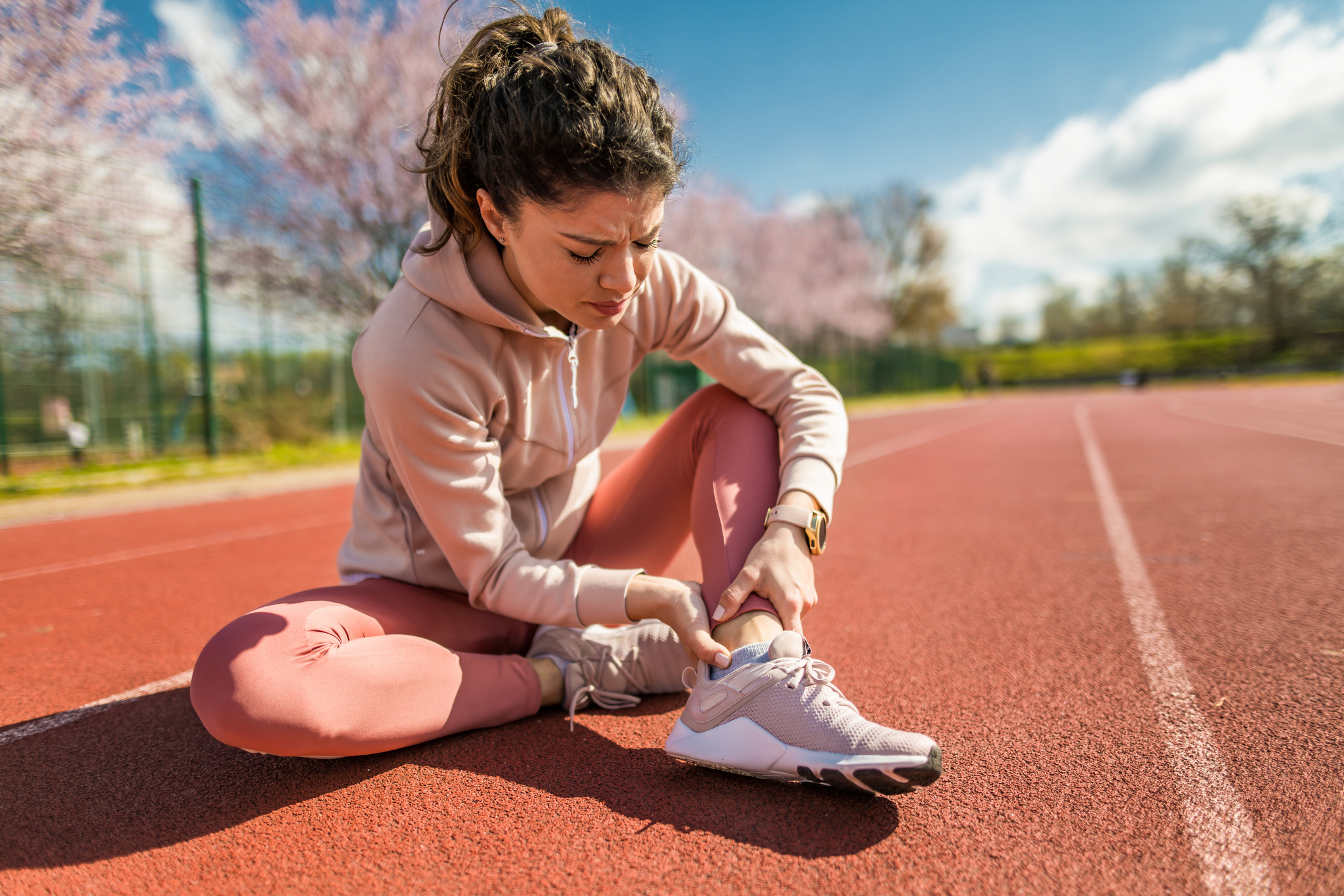 Person with sprain strain injury requiring chiropractic treatment in Petaluma clinic